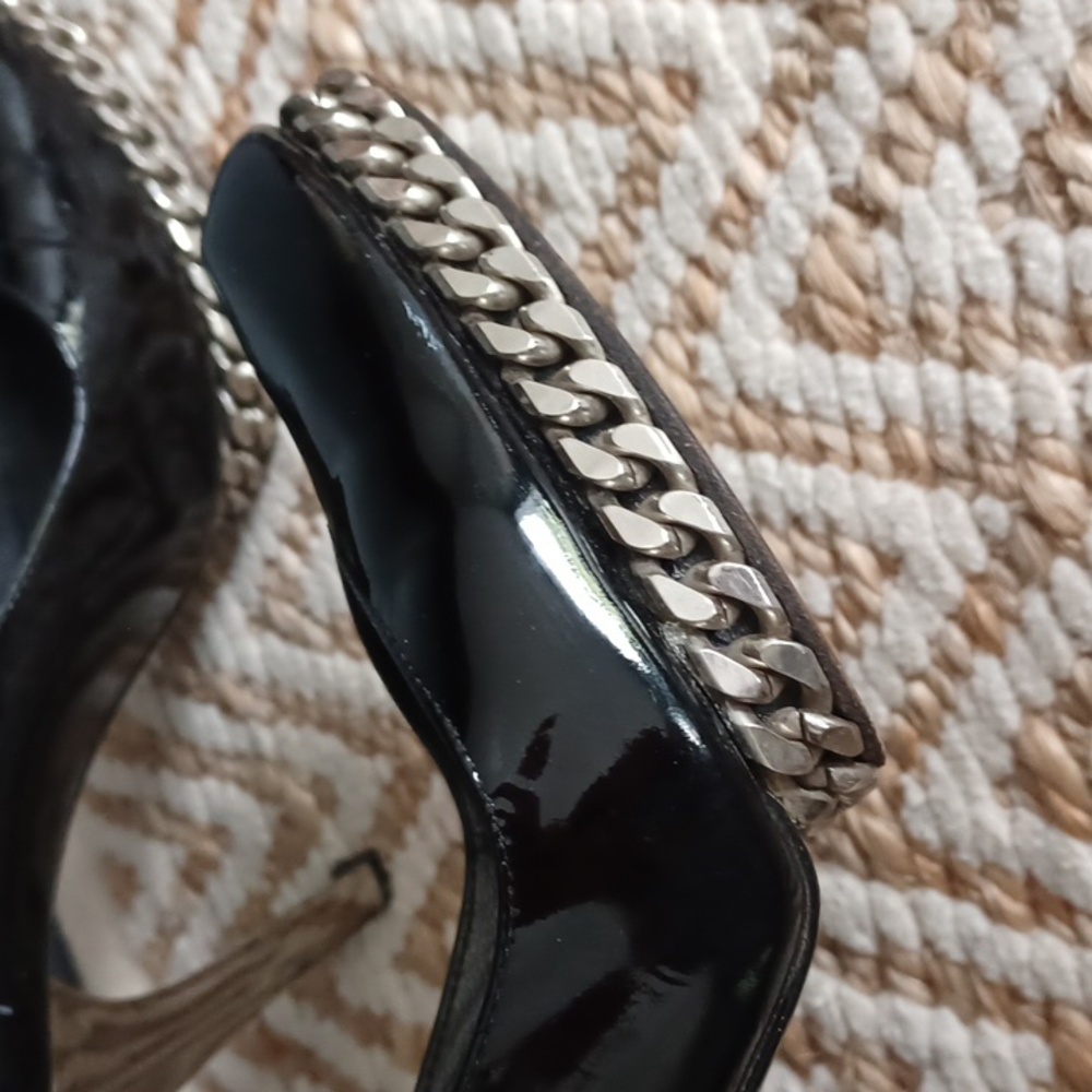 Stuart Weitzman Patent Leather Pumps - Picture 2 of 16